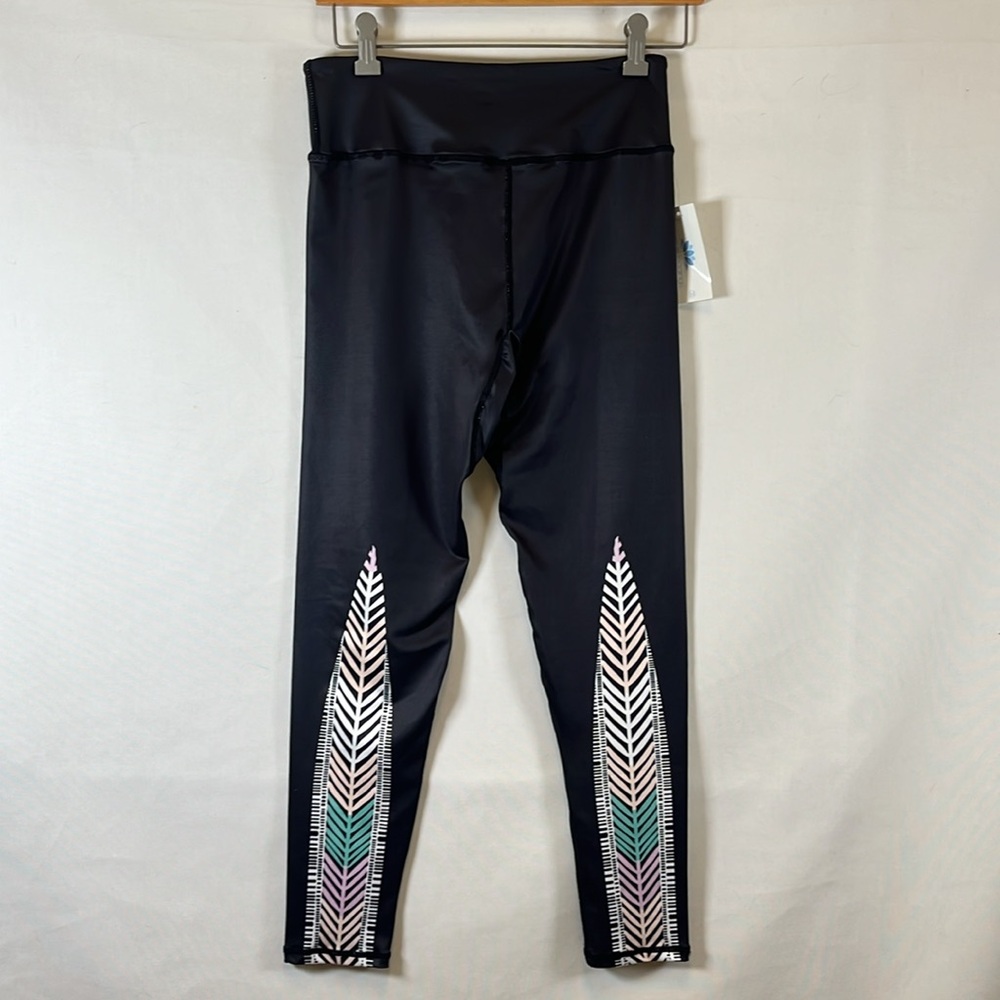 Lotus Leggings Women's M Feather Leg Print Mid-Rise Ankle Fitness Yoga Pants